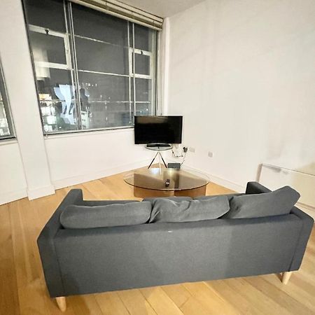 Bigkings Cosy 2 Bedroom Apartment With Free Parking In Central Манчестер Экстерьер фото