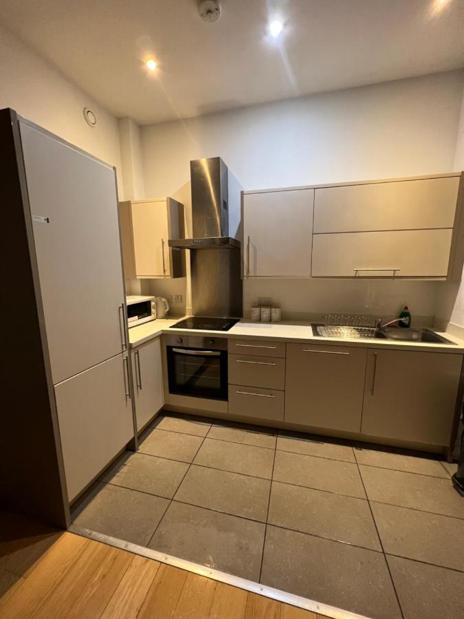 Bigkings Cosy 2 Bedroom Apartment With Free Parking In Central Манчестер Экстерьер фото