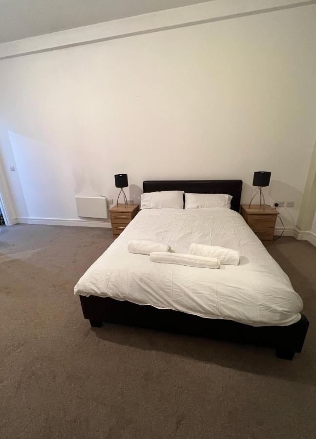 Bigkings Cosy 2 Bedroom Apartment With Free Parking In Central Манчестер Экстерьер фото